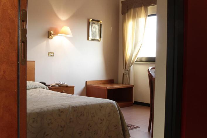 Hotel City Piacenza Værelse billede