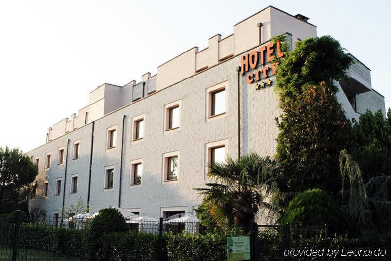 Hotel City Piacenza Eksteriør billede